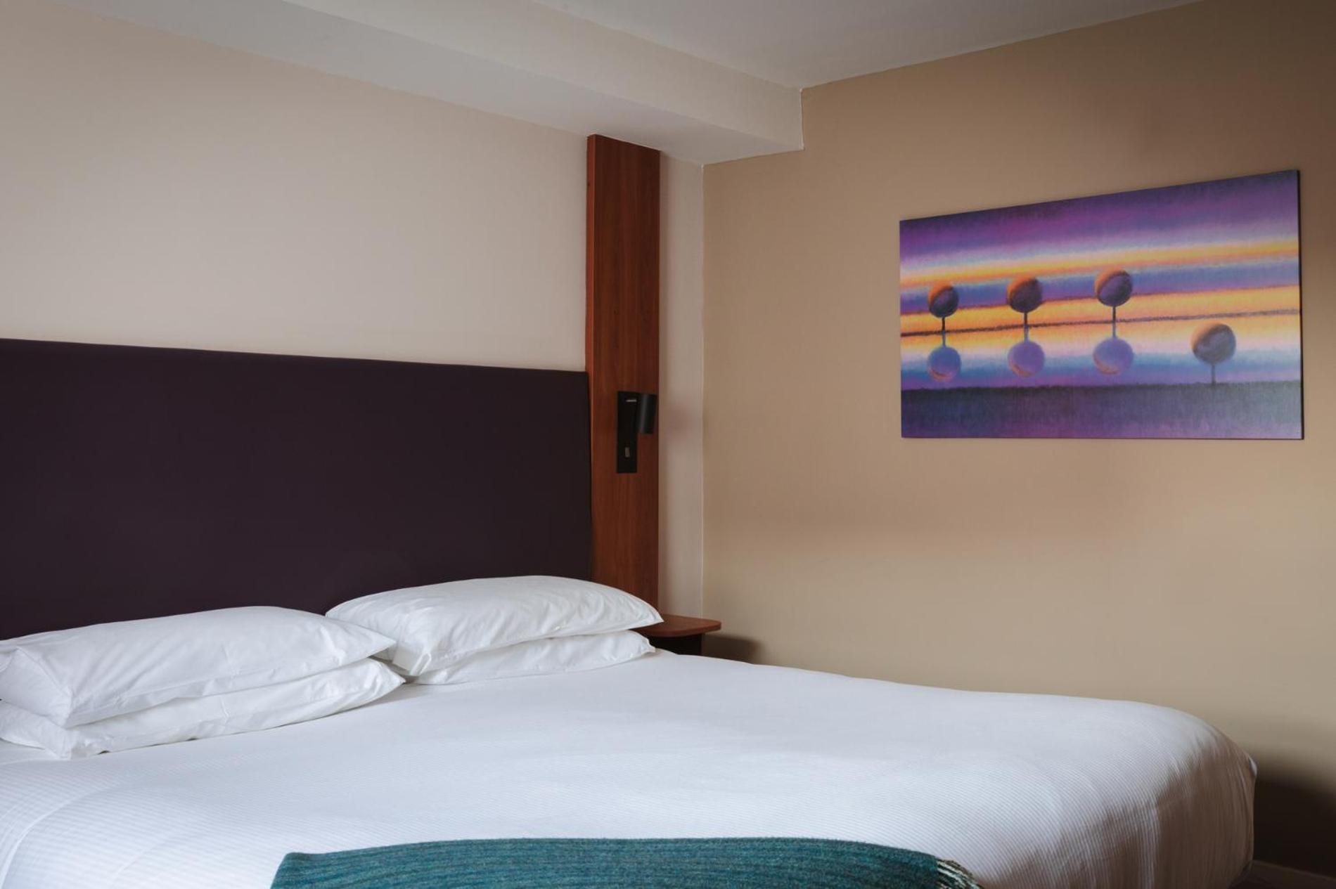 The Highwayman Hotel Честърфилд Екстериор снимка